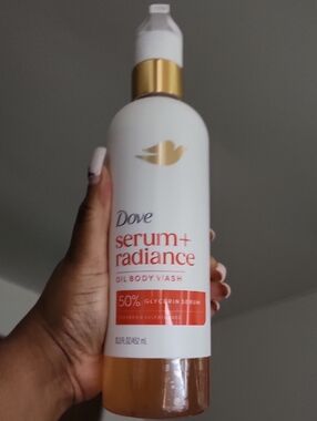 Dove Serum+ Radiance Oil Body Wash - White & Gold